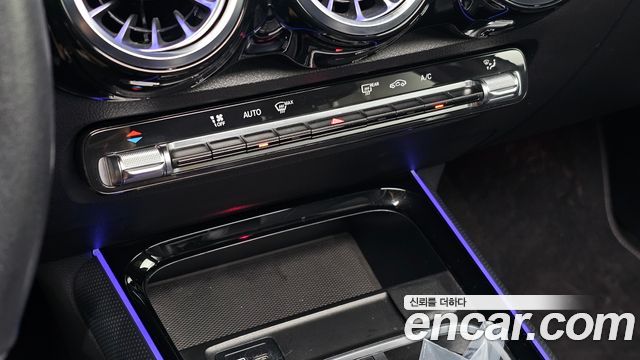 Mercedes-Benz GLB-Class (X247) GLB200 d 2021 — фото 18