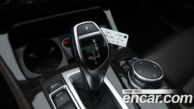 BMW 5 Series (F10) 528i xDrive Aero Dynamic Special Edition 2016 — фото 9