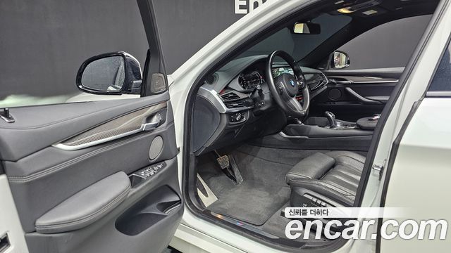 BMW X6 (F16) xDrive 40d M Sport 2019 — фото 10