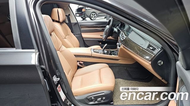 BMW 7 Series (F01) 730d xDrive 2014 — фото 10