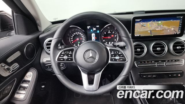 Mercedes-Benz C-Class (W205) C220 d 4MATIC Exclusive 2019 — фото 13