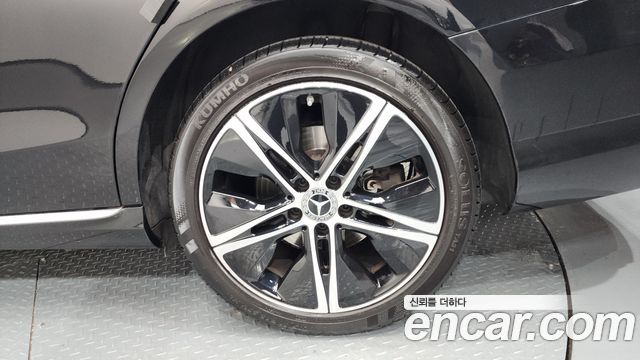 Mercedes-Benz C-Class (W205) C220 d 4MATIC Exclusive 2019 — фото 21