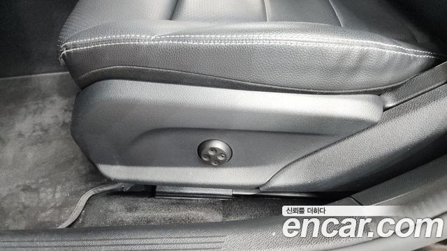 Mercedes-Benz C-Class (W205) C220 d 4MATIC Exclusive 2019 — фото 31