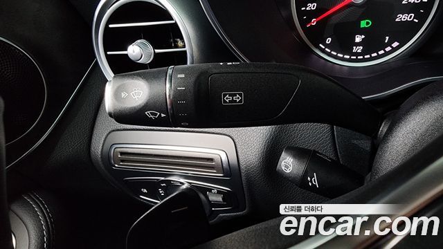 Mercedes-Benz C-Class (W205) C220 d 4MATIC Exclusive 2019 — фото 34
