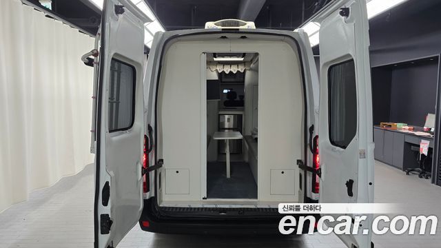 Renault Korea Master Camping car 2020 — фото 33