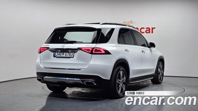 Mercedes-Benz GLE-Class (W167) GLE300d 4MATIC 2020 — фото 2