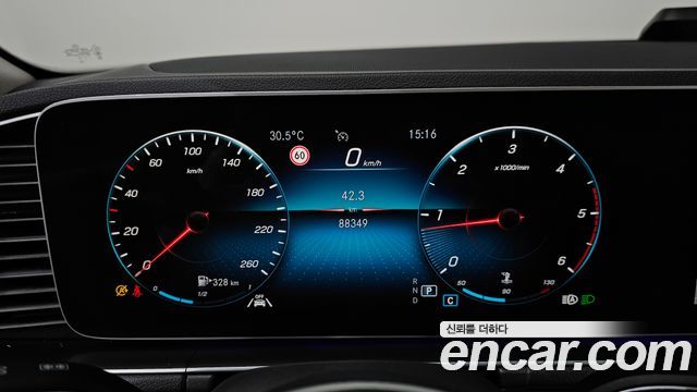 Mercedes-Benz GLE-Class (W167) GLE300d 4MATIC 2020 — фото 8