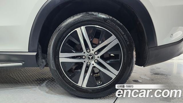 Mercedes-Benz GLE-Class (W167) GLE300d 4MATIC 2020 — фото 21