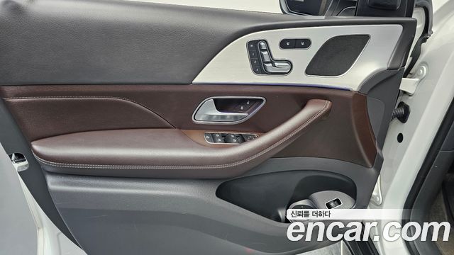 Mercedes-Benz GLE-Class (W167) GLE300d 4MATIC 2020 — фото 24
