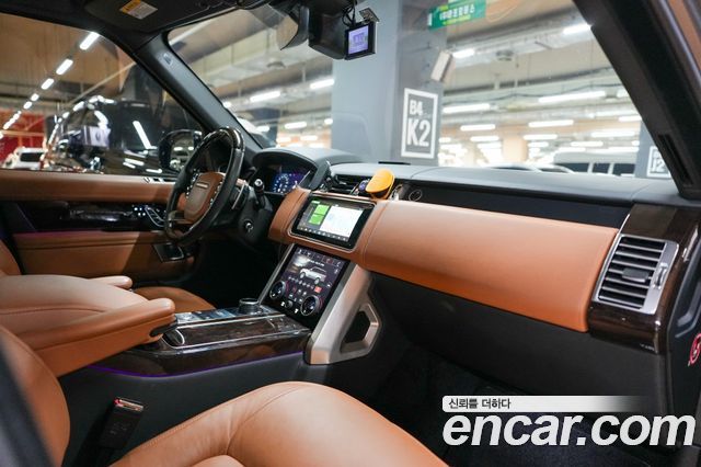 Land Rover Range Rover (IV) 4.4 SDV8 AB LWB DIESEL 2018 — фото 20
