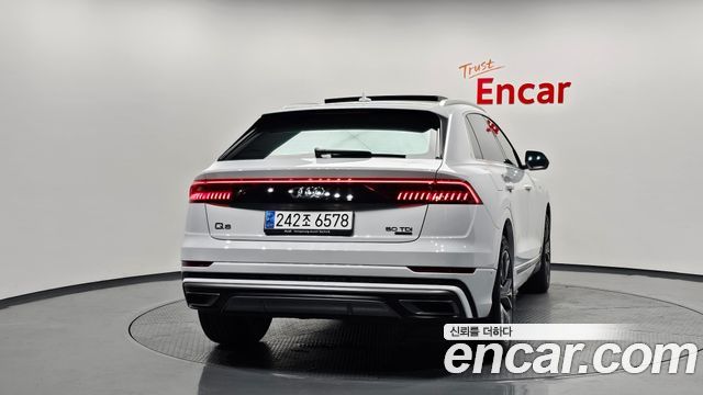 Audi Q8 (4M) 50 TDI Quattro Premium 2021 — фото 4
