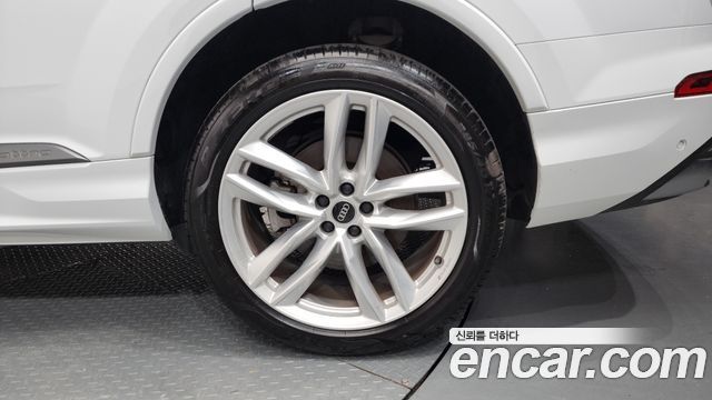 Audi Q7 (4M) 45 TDI Quattro Premium 2023 — фото 21