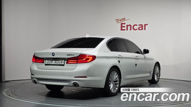 BMW 5 Series (G30) 520d Luxury Plus 2019 — фото 2