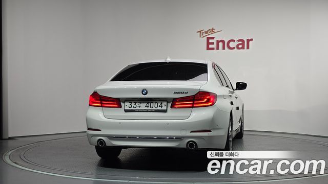 BMW 5 Series (G30) 520d Luxury Plus 2019 — фото 4