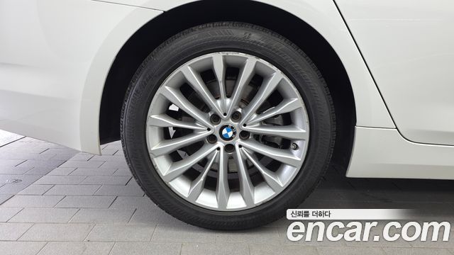 BMW 5 Series (G30) 520d Luxury Plus 2019 — фото 5