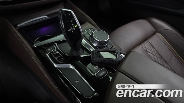 BMW 5 Series (G30) 520d Luxury Plus 2019 — фото 9
