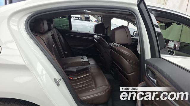 BMW 5 Series (G30) 520d Luxury Plus 2019 — фото 12