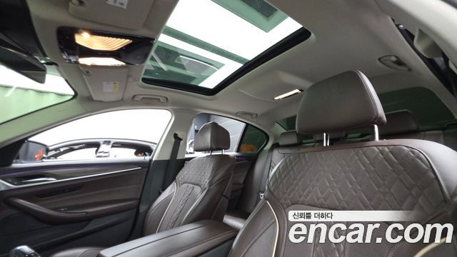 BMW 5 Series (G30) 520d Luxury Plus 2019 — фото 18