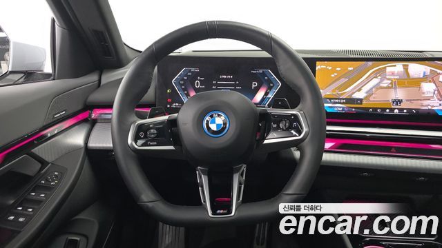 BMW 5 Series (G60) 530e M Sport 2025 — фото 13