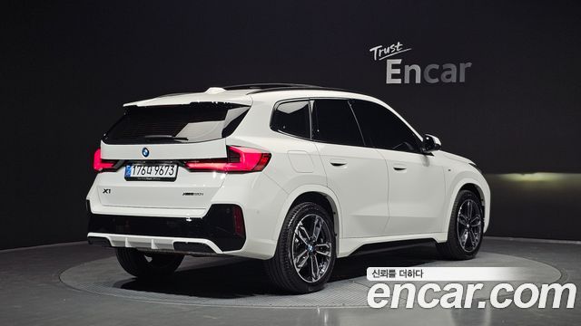 BMW X1 (U11) xDrive 20i M Sport 2025 — фото 2