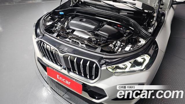 BMW X1 (U11) xDrive 20i M Sport 2025 — фото 6