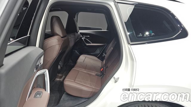 BMW X1 (U11) xDrive 20i M Sport 2025 — фото 11