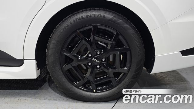 Kia Carnival (IV) Gasoline 9-Seater Hi Limousine (7-seater Limousine(Special vehicle) 2025 — фото 21