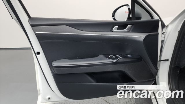 Kia K5 (III) 2.0 LPI(Renter car) Strandard 2021 — фото 24