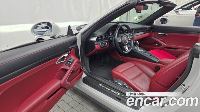 Porsche 911 Carrera GTS Cabriolet 991 2018 — фото 10