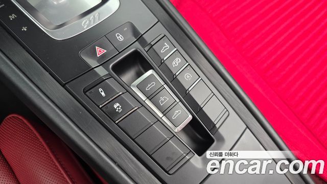 Porsche 911 Carrera GTS Cabriolet 991 2018 — фото 22