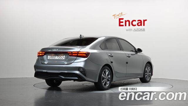 Kia K3 (II) 1.6 Prestige 2024 — фото 2