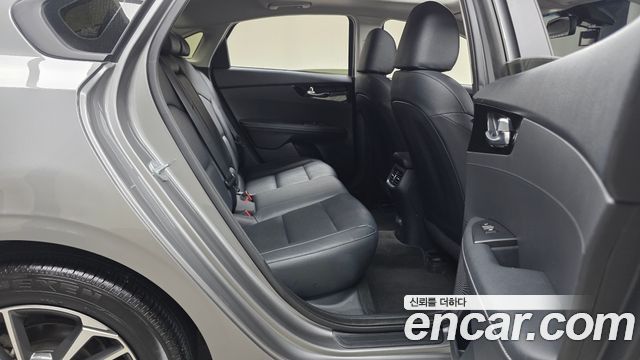 Kia K3 (II) 1.6 Prestige 2024 — фото 11
