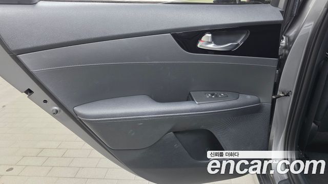 Kia K3 (II) 1.6 Prestige 2024 — фото 25
