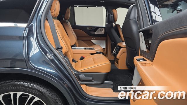 Lincoln Aviator (II) 3.0 Black Label AWD 2020 — фото 12