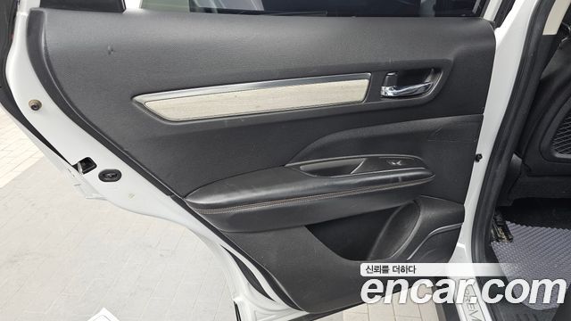 Renault Korea QM6 2.0 GDe PREMIERE 2WD 2021 — фото 25