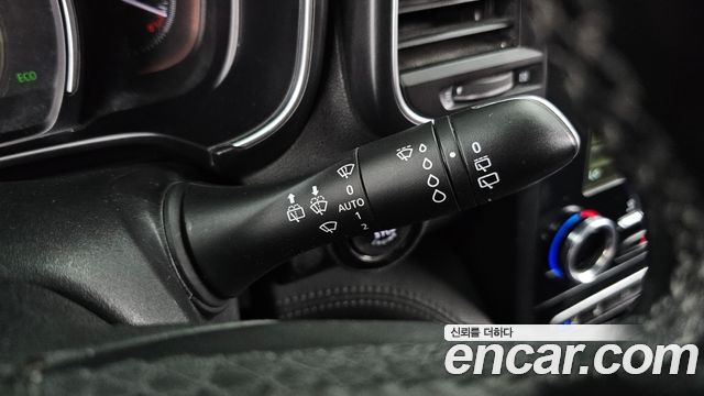 Renault Korea QM6 2.0 GDe PREMIERE 2WD 2021 — фото 36