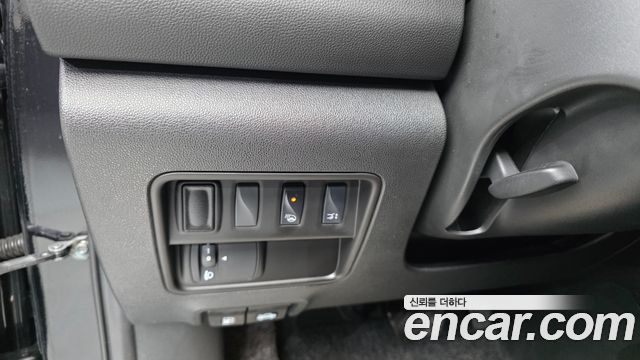 Renault Korea QM6 2.0 LPe RE Signature 2WD 2020 — фото 18
