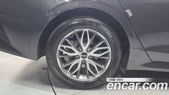 Kia K5 (III) 2.0 Noblesse 2022 — фото 5