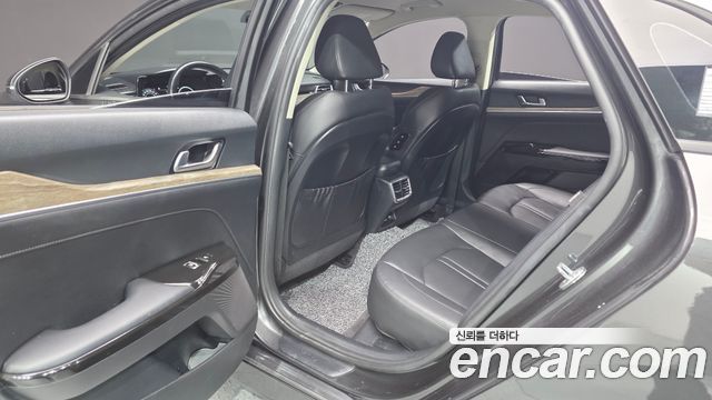 Kia K5 (III) 2.0 Noblesse 2022 — фото 16