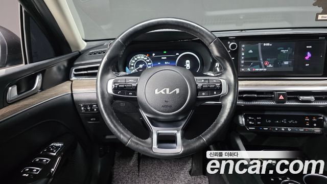 Kia K5 (III) 2.0 Noblesse 2022 — фото 18