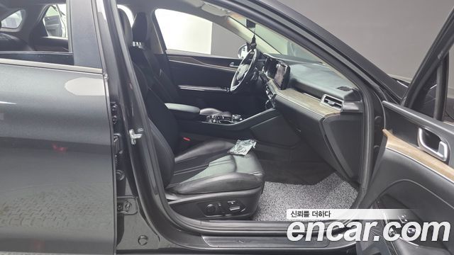 Kia K5 (III) 2.0 Noblesse 2022 — фото 32