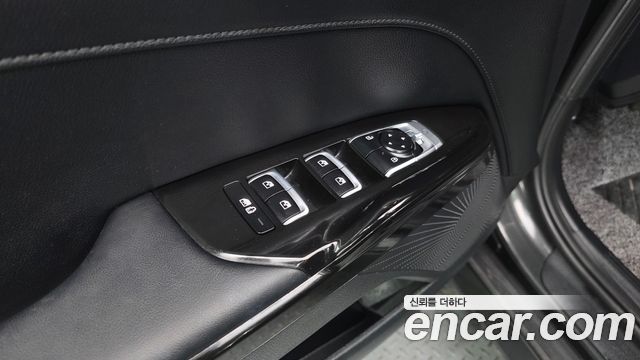 Kia K5 (III) 2.0 Noblesse 2022 — фото 33