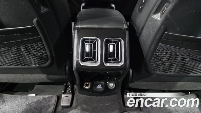 Kia Sorento (IV) Diesel 2.2 2WD Noblesse 2023 — фото 35