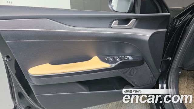 Kia K5 (III) 2.0 Prestige 2021 — фото 30
