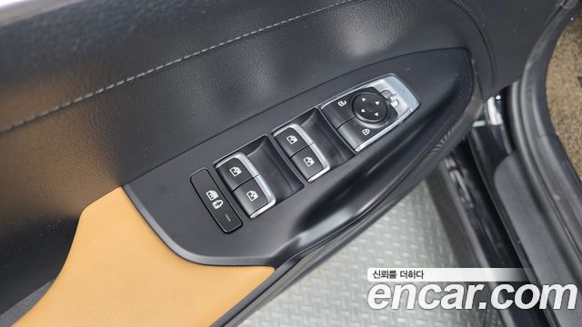 Kia K5 (III) 2.0 Prestige 2021 — фото 32