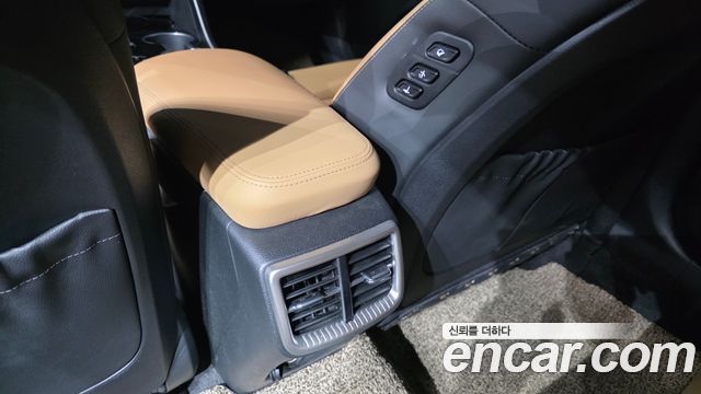 Kia K5 (III) 2.0 Prestige 2021 — фото 39