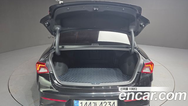 Kia K5 (III) 2.0 Prestige 2021 — фото 41