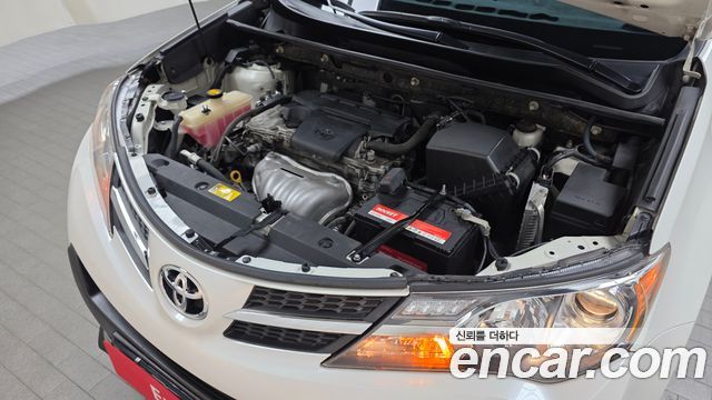 Toyota RAV4 2.5 4WD 4th 2014 — фото 6