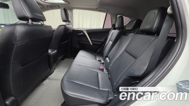 Toyota RAV4 2.5 4WD 4th 2014 — фото 12