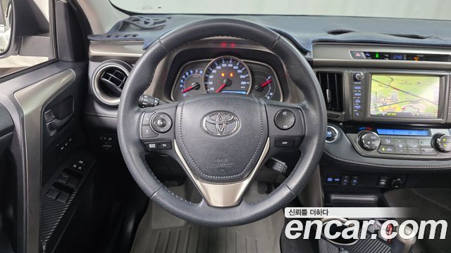 Toyota RAV4 2.5 4WD 4th 2014 — фото 14